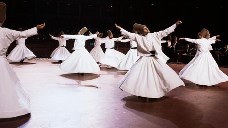 Rumi: Pleši, ko si zlomljen!