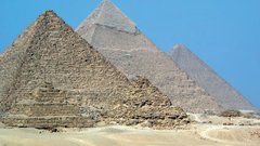 Piramide v Gizi – Egipt