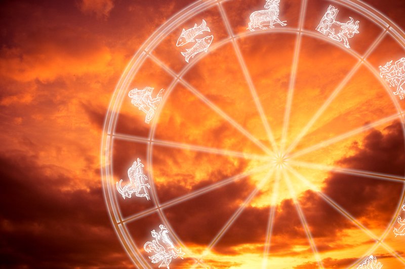 Veliki letni horoskop 2017: Obširne napovedi za vsako znamenje (foto: Shutterstock)