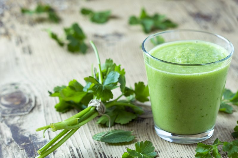 Prehranska strokovnjakinja svetuje tale odličen zeleni napitek za čiščenje telesa (foto: Shutterstock)
