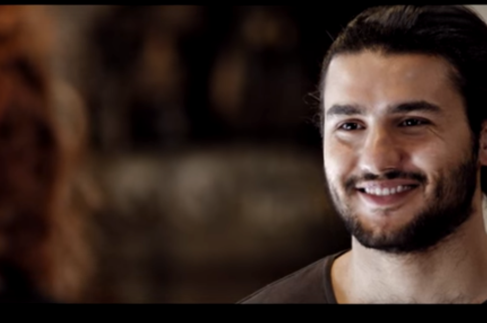 Video: Kdaj ste nazadnje zares pogledali nekomu globoko v oči? (foto: Youtube )