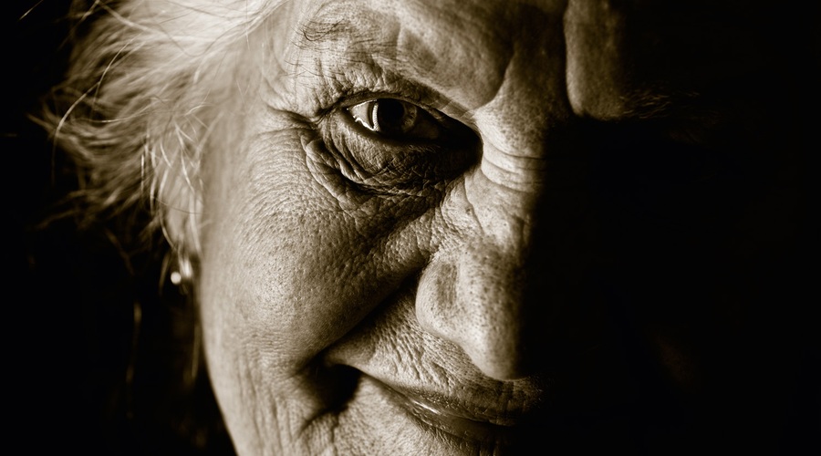 Vesna Godina: "Lepota življenja je onkraj družbenih standardov" (foto: Shutterstock)