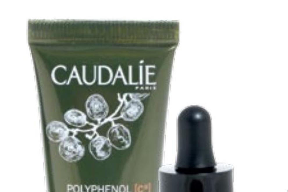 <h3>Lepotni detoks</h3>
<p>Kozmetika Caudalie je naravna linija za nego obraza in telesa. Zaradi visoke vsebnosti polifenolov so najmočnejši antioksidant rastlinskega sveta. Izdelki niso testirani na živalih, ne vsebujejo parabenov, mineralnih olj, sestavin živalskega izvora. </p>
<p>Podarjamo olje za nočno nego in kremo za okrog oči Polyphenol C15.</p>
<p>Več o izdelkih na <a href="http://vivaderm.si" target="_blank">vivaderm.si</a></p>
