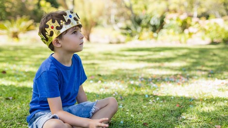 Slabo vedenje pri otroku pogosto izvira iz pomanjkanja čustvene hrane - potrebe po povezanosti