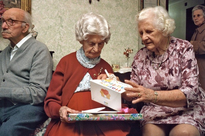 Ljubezenski nasveti 100-letnic (foto: profimedia)