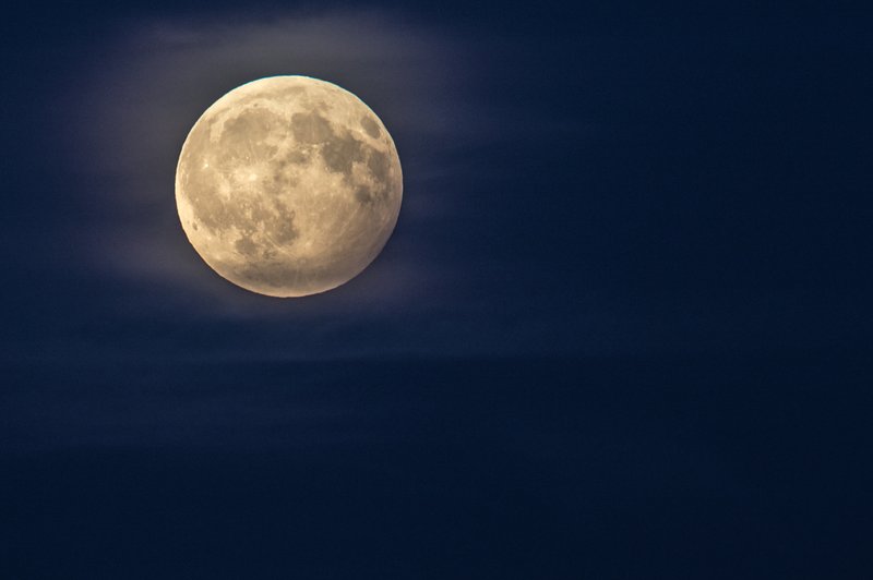 Polna luna (28. junij) v kozorogu (foto: Unsplash.com)