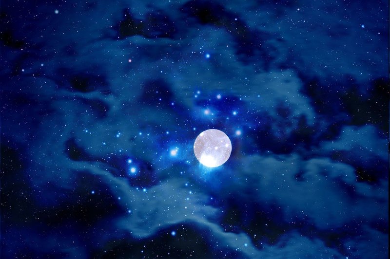 Polna luna in njen vpliv na naša čustva (foto: profimedia)