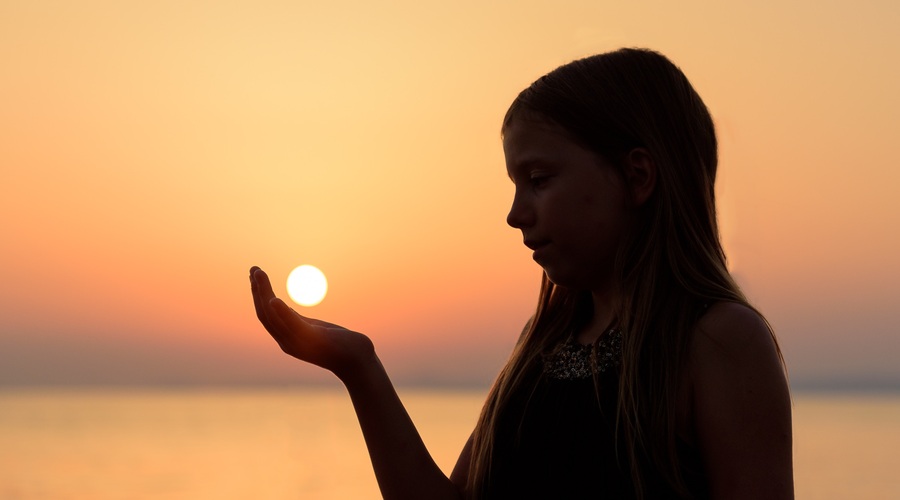 Delni sončni mrk (petek, 13. julij) (foto: Unsplash.com)
