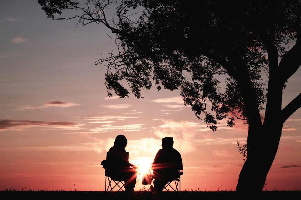 Zakaj srečujemo ljudi iz prejšnjih življenj? (foto: Unsplash.com)
