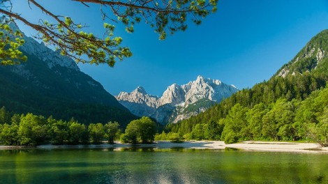 Sporočilo za današnji dan: Uživajmo v lepoti modrega neba