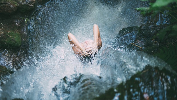 Obsedenost s staranjem je bolezen zahoda, ki zatira resnično moč ženske (foto: Unsplash.com)