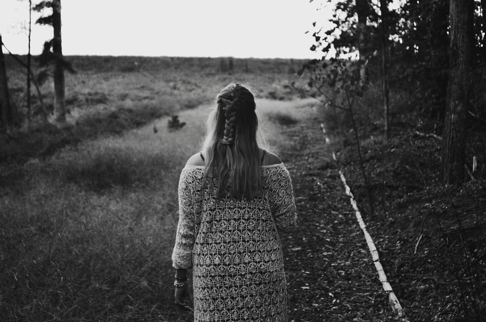 Sporočilo za današnji dan: Ne zadržuj ljudi, ki želijo oditi (foto: Unsplash.com)