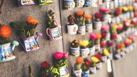 Kaj je razlika med "všeč si mi" in "ljubim te"?