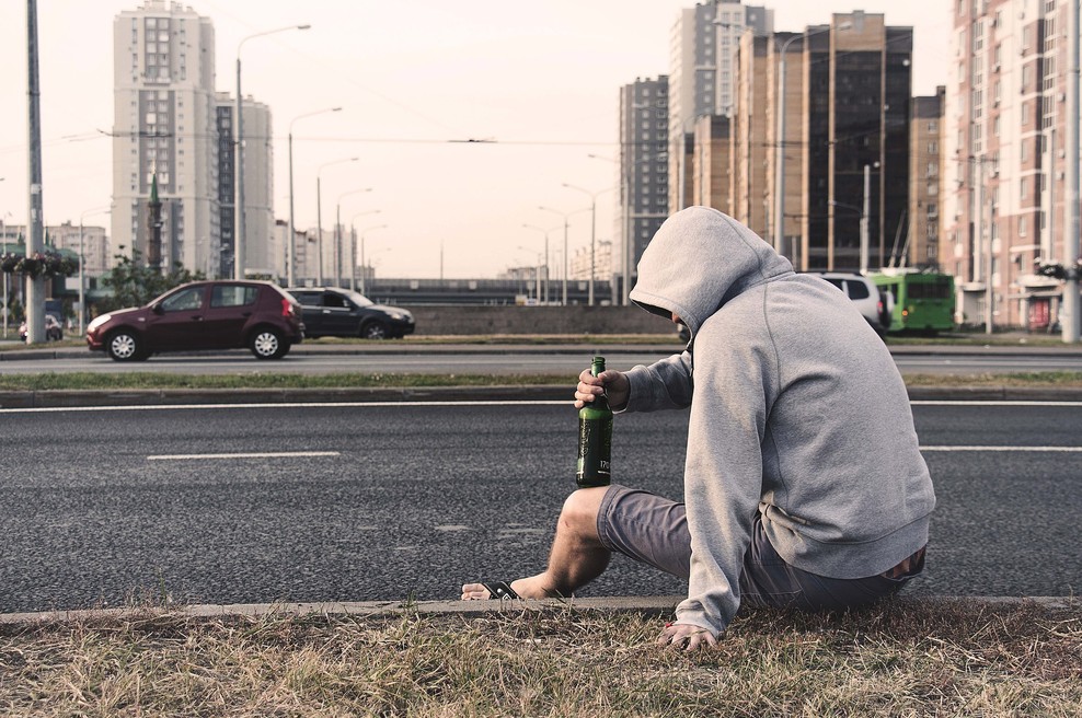 Alkohol in droge: bežanje in skrivanje pred seboj (foto: pixabay)