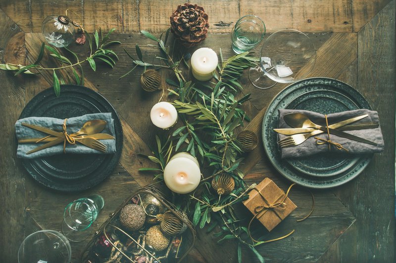 Silvestrske večerje pri nas in po svetu - kolaž navdihov (foto: Profimedia)