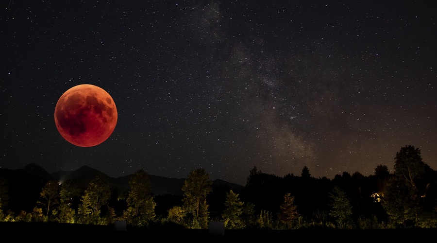 Prihaja super krvavi lunin mrk (foto: pixabay)