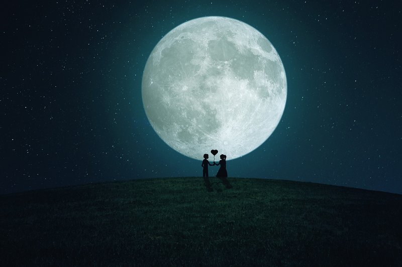 Polna luna v tehtnici (19. 4.) bo vplivala na ODNOSE (foto: pixabay)