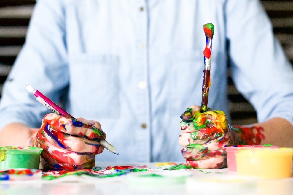 Bolečino lahko prenesete v sliko, pesem, obliko (foto: Unsplash.com)