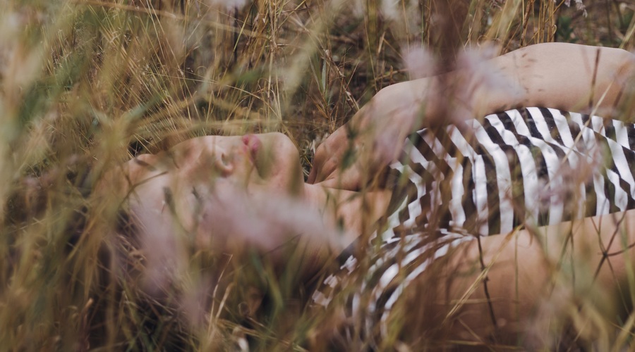 Dotaknila sem se dna (foto: Unsplash.com)