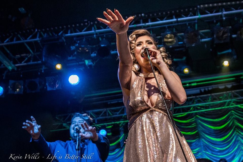 Postmodern Jukebox na turneji: DOBRODOŠLI V DVAJSETA 2.0 (na koncertu preveri, ali se res vrača kakovost pretekle glasbe!)