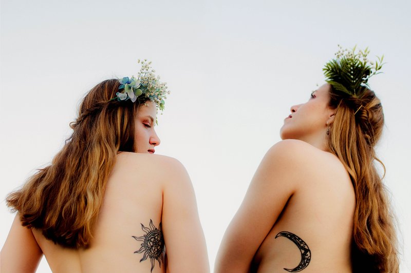 To sta dve odlični žen(sk)i glede na horoskop (foto: Unsplash.com)