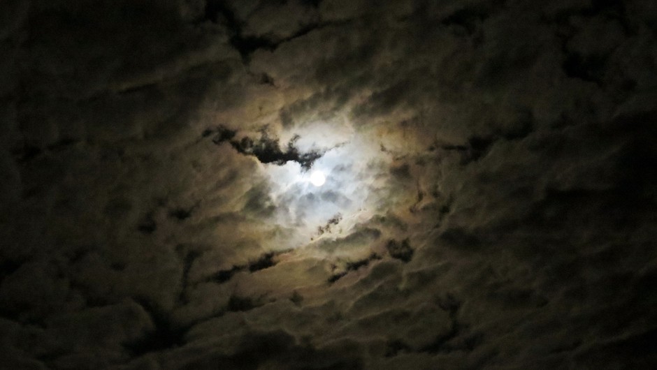 Lunin mrk predstavlja močan IZZIV (foto: pixabay)