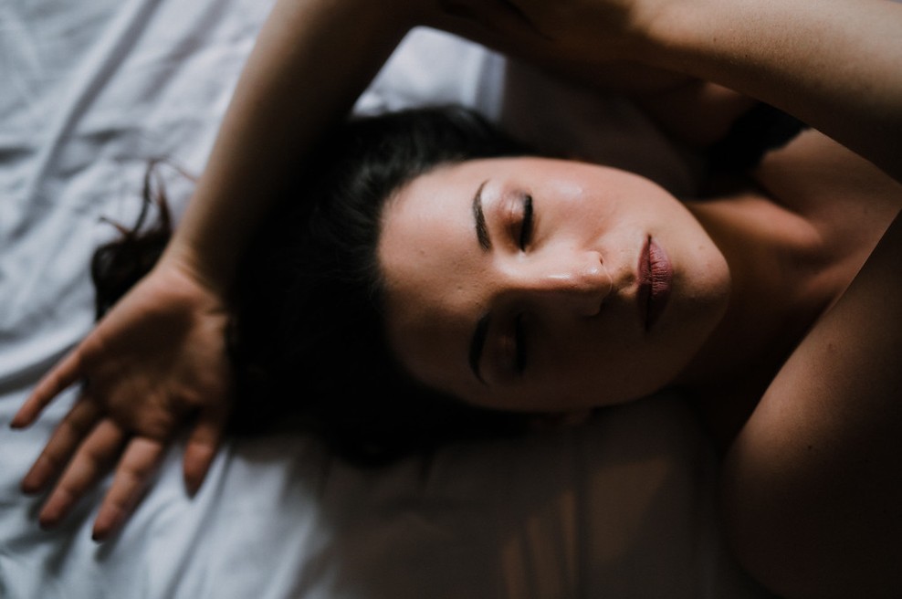 Boudoir fotografije: Ideja za darilo sebi in njemu (foto: Katja Jemec)