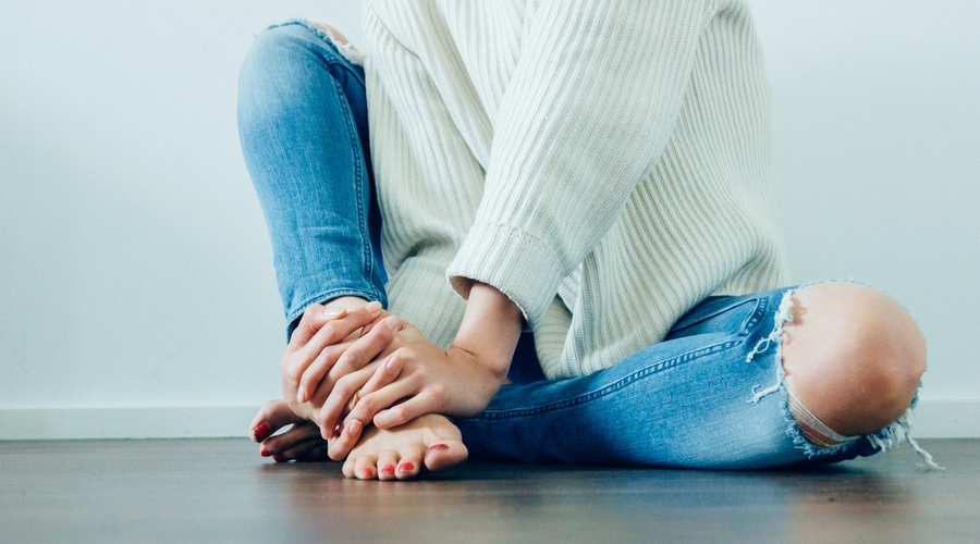Strokovnjaki psihoterapevti brezplačno priskočili na pomoč vsem ljudem v stiski (foto: Unsplash.com / Imani Clovis)