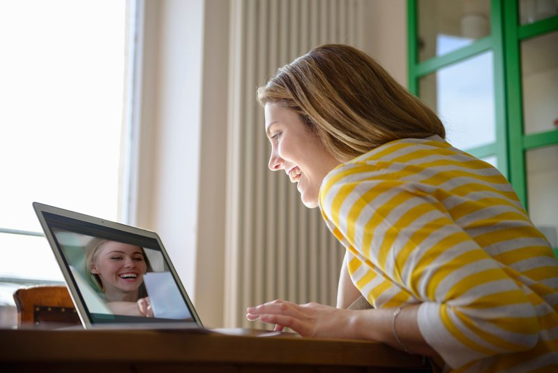 Zakaj bi morali prijatelje poklicati preko VIDEO KLICA