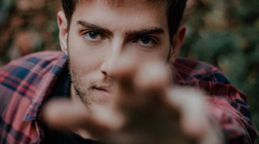 BIK: Skrben in sočuten moški, ki ne igra iger (foto: Unsplash.com)