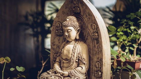 9 misli Bude: Največja modrost je videti dlje in globlje od videza