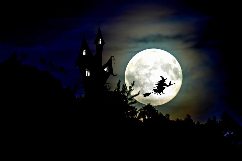 Prihaja POLNA LUNA na noč čarovnic! (foto: pixabay)