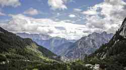 Akcija Očistimo naše gore v skrbi za varnejše planinske poti in postojanke (12. sezona)