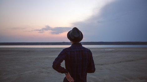 Ko zunanje vrednote postanejo smešne