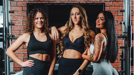 Z nakupom Alfa Gym koledarja 2022 pomagajte hudo poškodovani športnici Lani