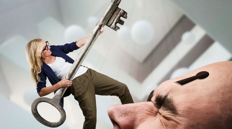 Hipnotizirani ste 24 ur na dan! Kako lahko to izkoristite v svojo korist? (foto: PROMO)