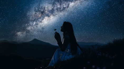 Vesolje, povej mi, kaj je to, kar moram ozavestiti kot ženska?