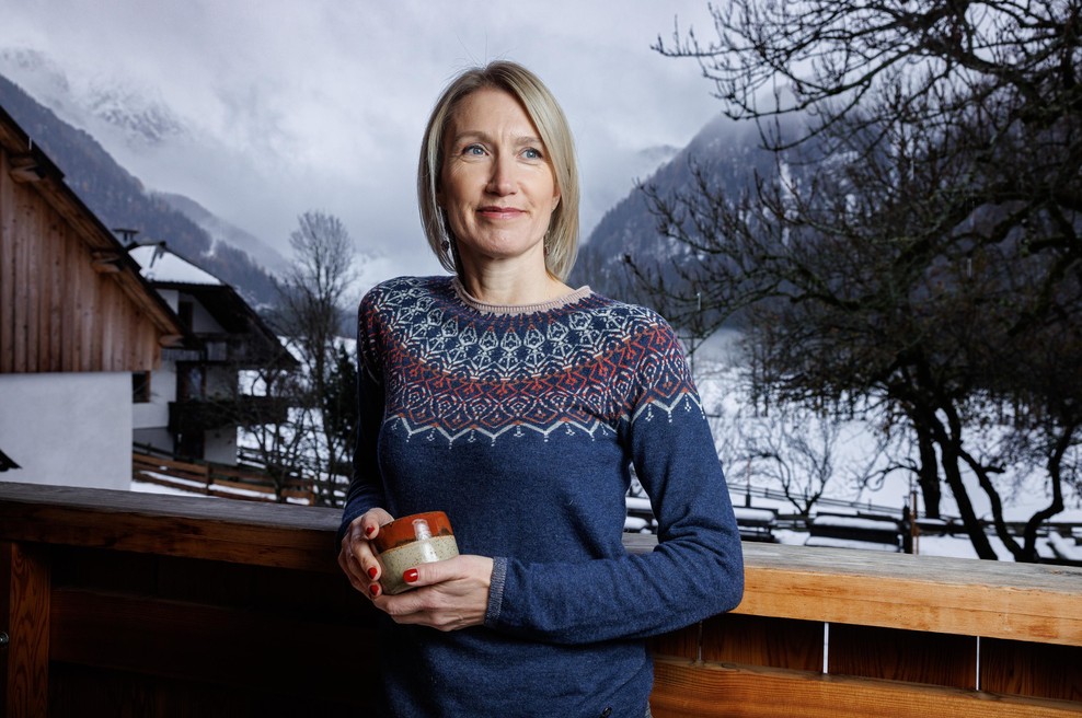 Z ambasadorko znamke trajnostnih oblačil Royal Robbins, Ireno Cerar, smo poklepetali o argumentih za bolj zmerno potrošništvo (foto: Luka Dakskobler)