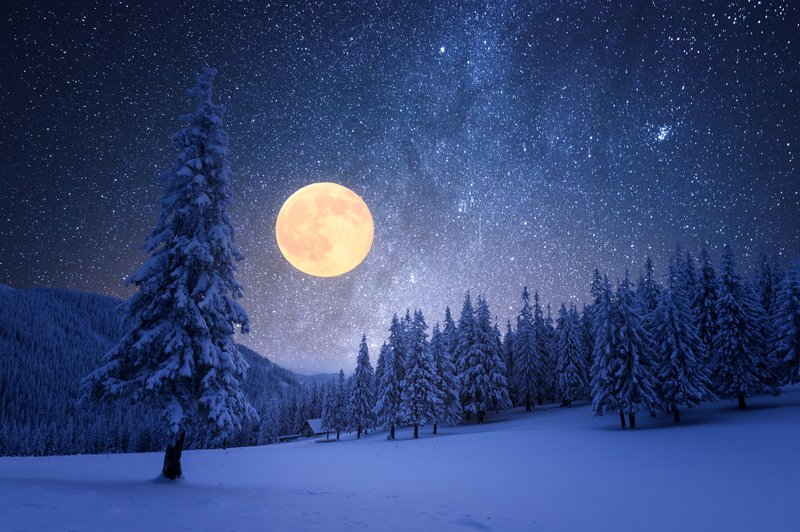 Kako bo snežna polna luna vplivala na znake zodiaka? (foto: shutterstock)