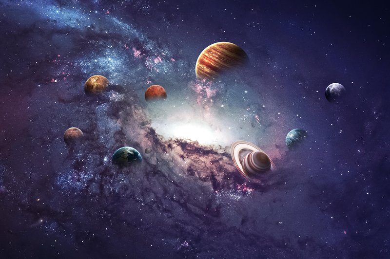 "V teh dneh imajo planeti ŽUR," pravi astrologinja (foto: shutterstock)