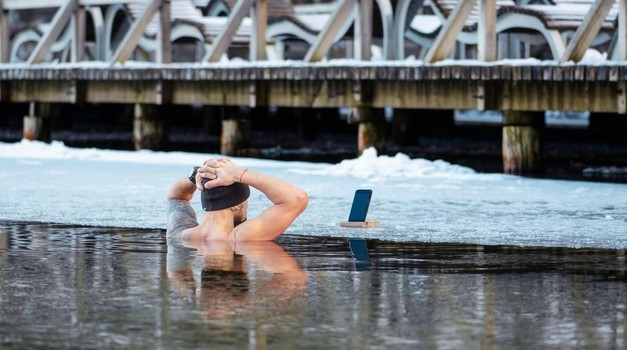 Wim Hof metoda in zakaj mrzla voda ne bo rešila vaših težav (foto: profimedia)