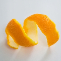 Namesto da bi zavrgli olupke pomaranče, z njimi raje storite to