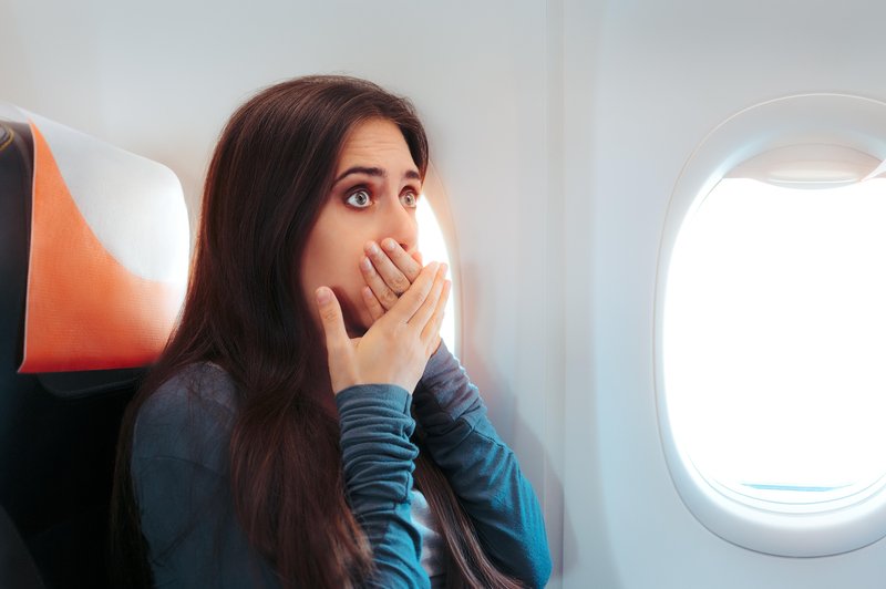 Aerofobija: Strah pred letenjem z letalom in kako si lahko pomagate? (foto: shutterstock)