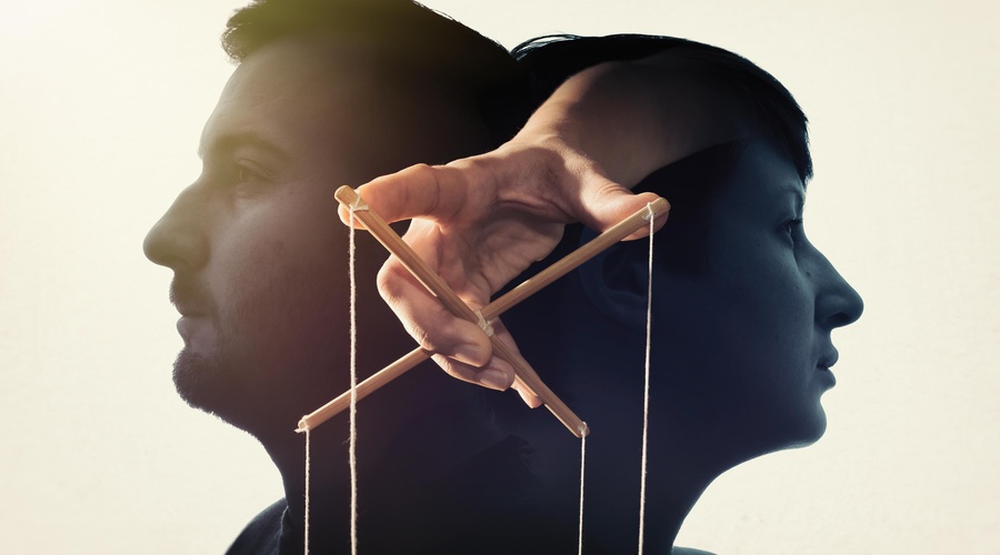 Izpoved Slovenke: Kako sem pristala v sekti? (foto: shutterstock)
