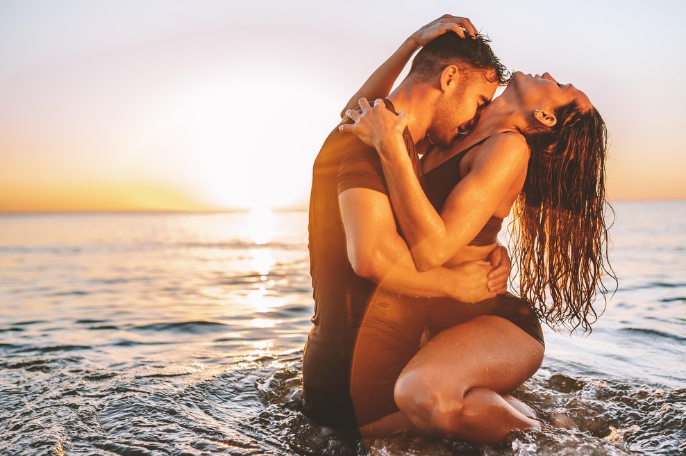 Prave moške bolj privlačijo ženske, ki se jim "predajo" (foto: shutterstock)