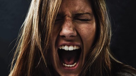 Ali lahko kričanje izboljša odnose?