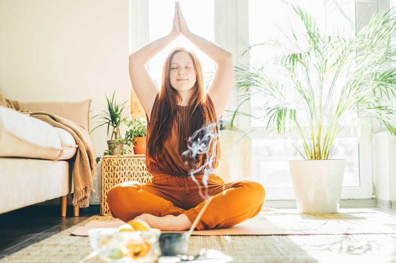 Imate težave z meditiranjem? Poskusite ta enostaven trik! (foto: Shutterstock)