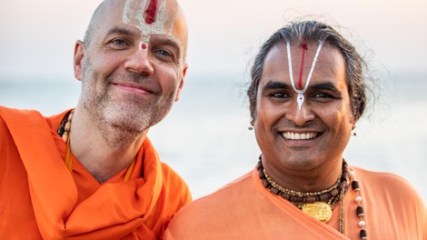 Swami Kurunandha: "Bog ni rekel, da ne smete uživati v življenju"