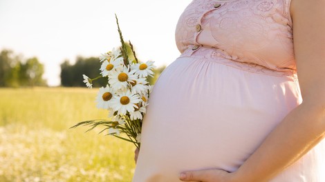 12 nenavadnih znakov, s katerimi v nosečnosti ugotovite, če imate fantka ali punčko