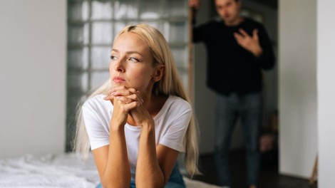 Toksičen odnos: 21 opozorilnih znakov čustvenega nasilja v partnerstvu